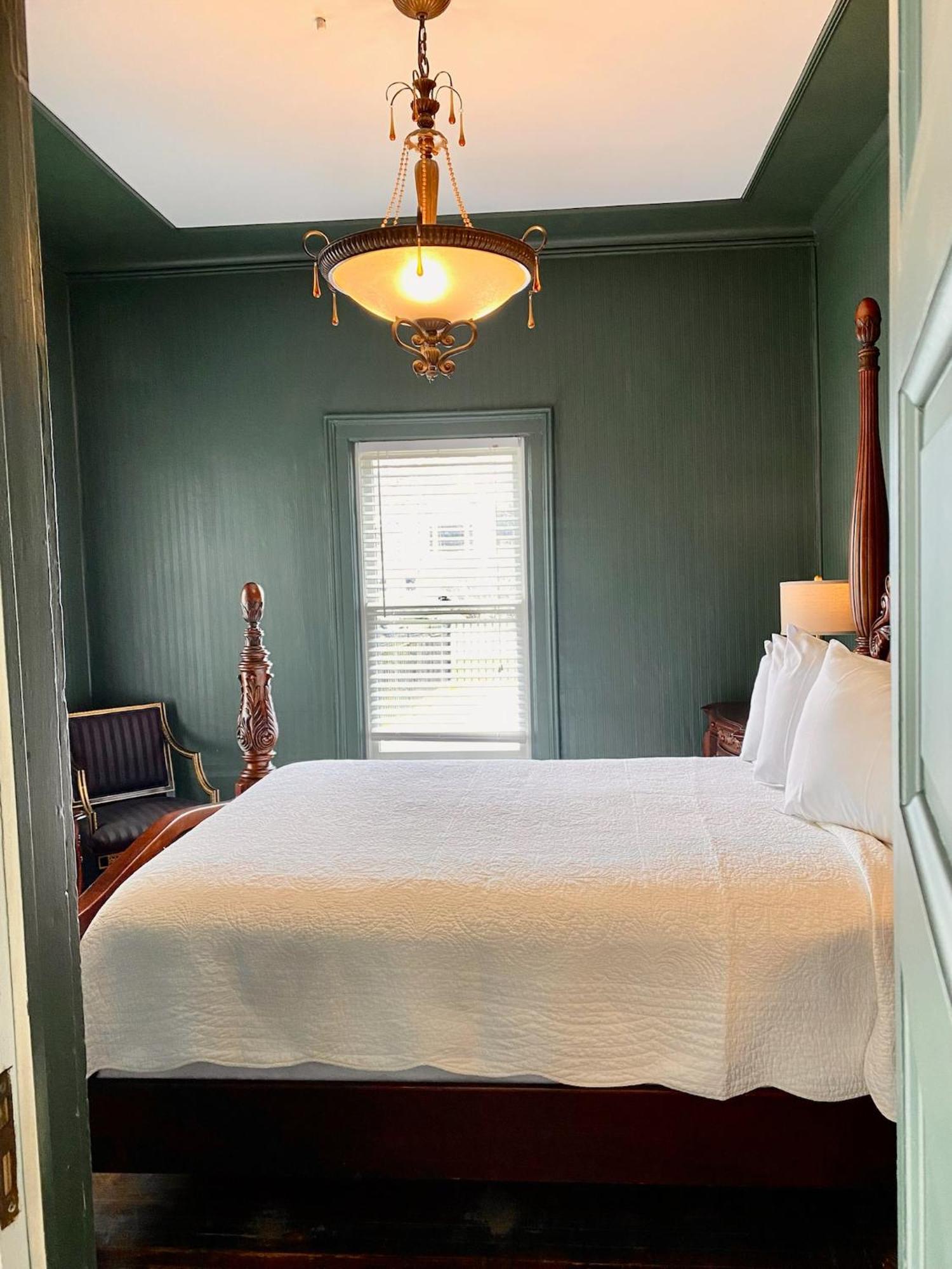 マウント・プレザント The Ginkgo Tree Bed & Breakfast エクステリア 写真