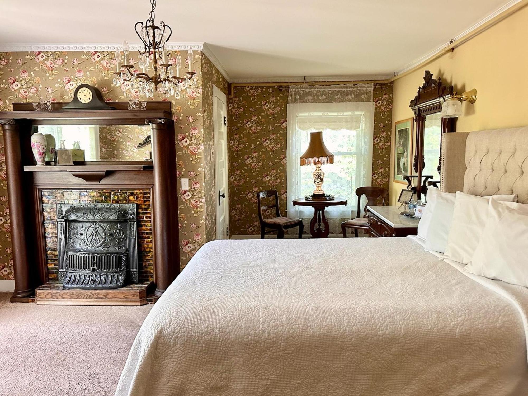 マウント・プレザント The Ginkgo Tree Bed & Breakfast エクステリア 写真